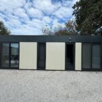 Sun Container Wohncontainer | Bürocontainer | Tiny Haus | Modell Forest Weiß | 300cmx1000cm
